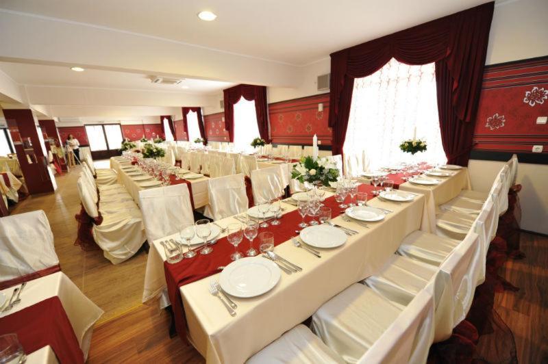 Pension Varadia Gran Varadino Esterno foto